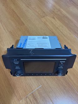 2016 Honda Civic OEM AM FM Radio Stereo Receiver w Satellite (39100-TBA-A11) $45
