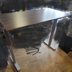 Height Adjustable Desk