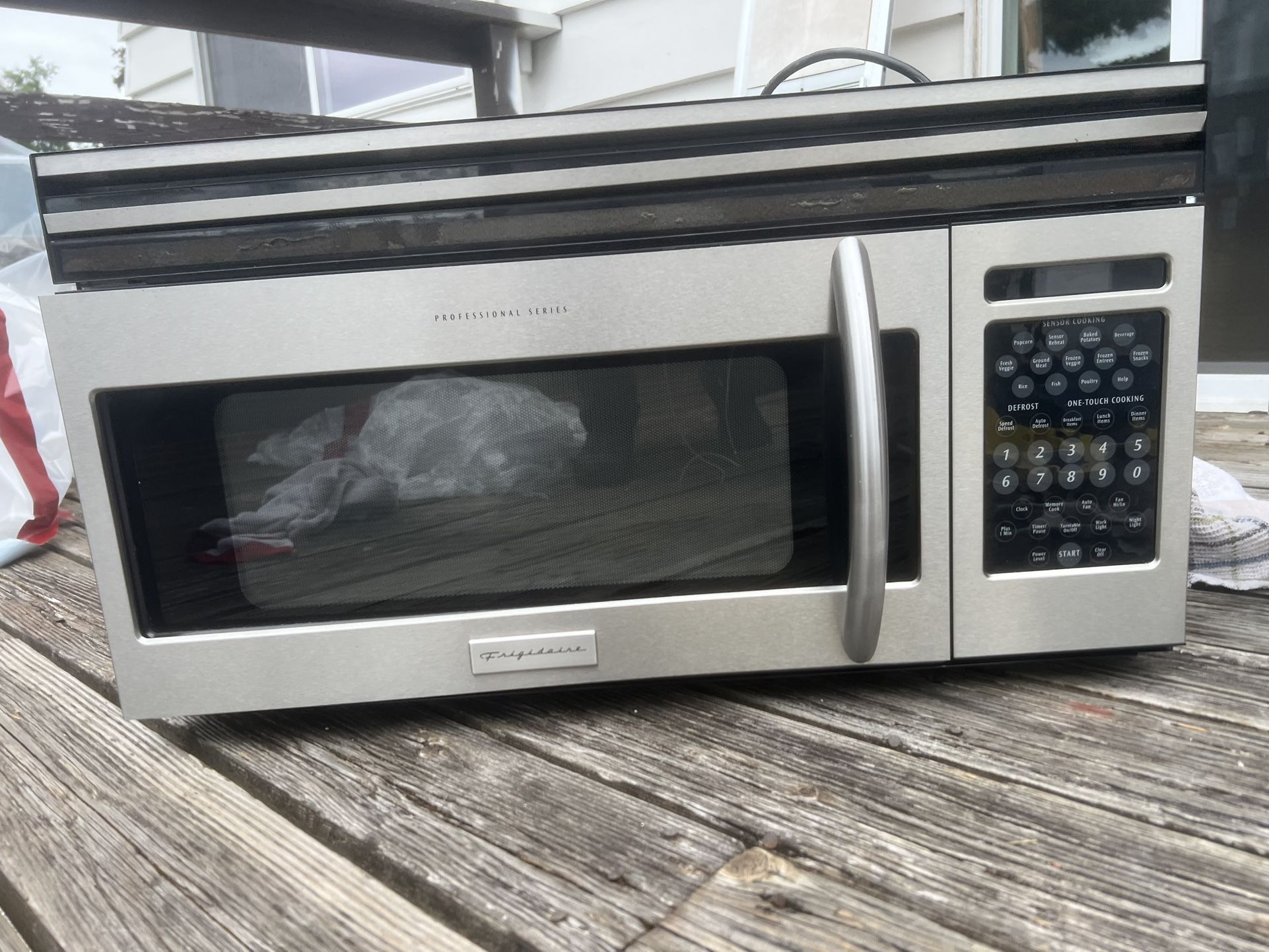 Frigidaire Over The Range Microwave