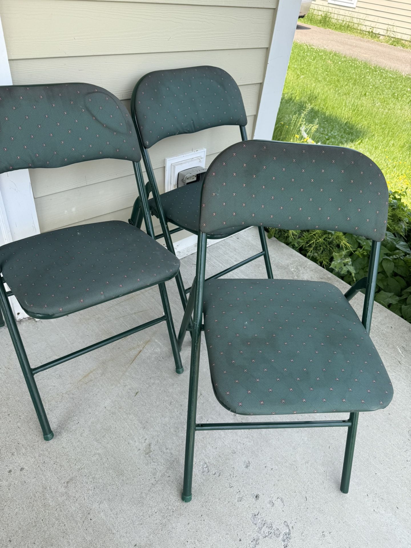  Chairs(3) PCs