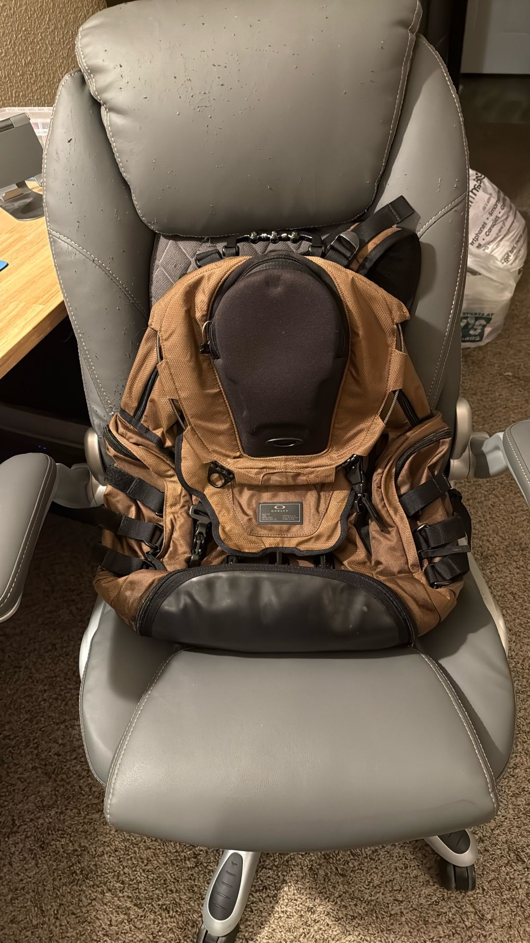 Oakley Kitchen Sink Backpack 