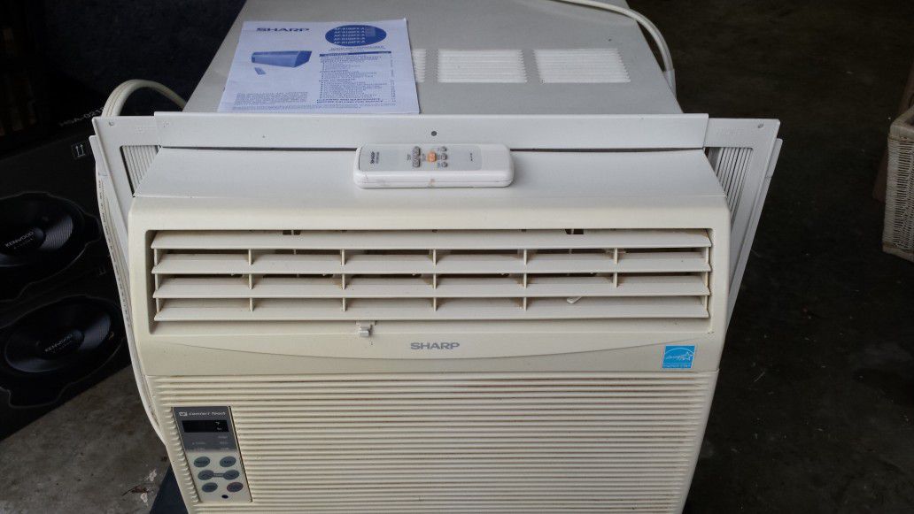 Sharp Window Mount Air Conditioner 12,000 BTU