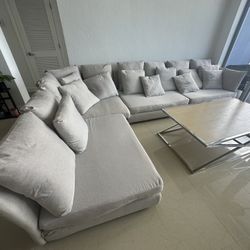 Great Sectional Couch - Excellent Condition