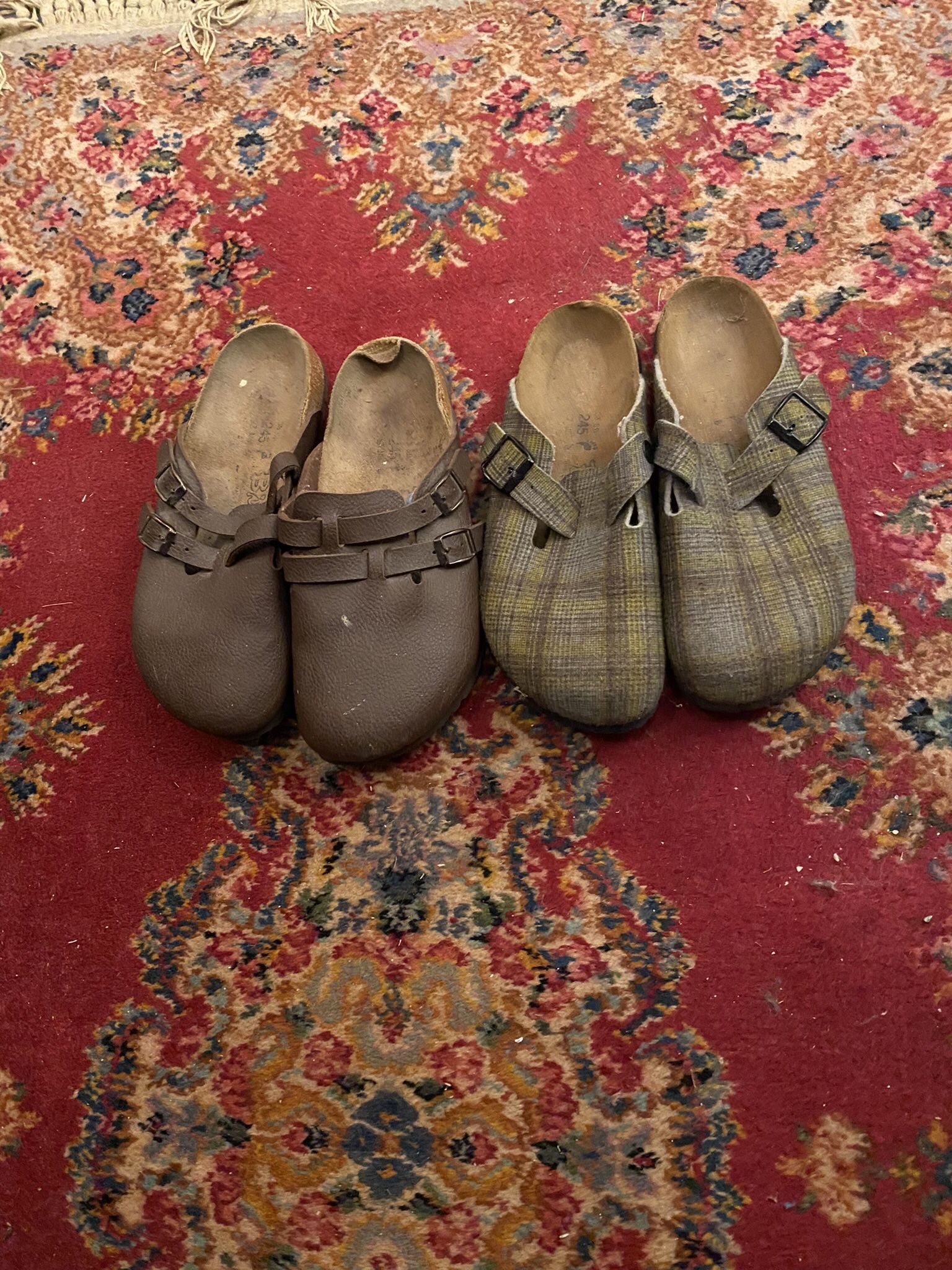 Ladies Size 7 Birkenstock Clogs/Sandals