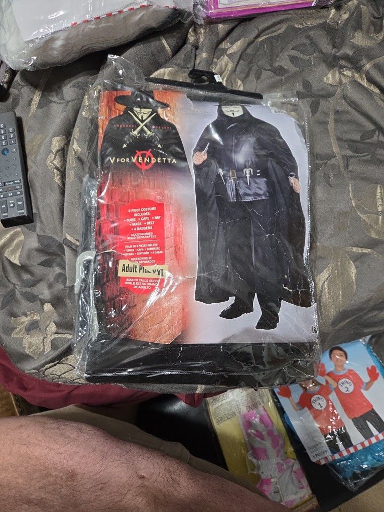 Vendetta Costume