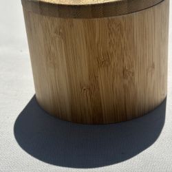 San Francisco Salt Co. Bamboo Salt Box magnetic swivel lid