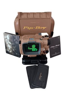 Fallout 4 Pip-Boy 3000 Mk IV Collector’s Edition Complete w/ Stand & Inserts