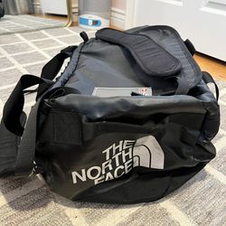 North Face 32L Duffel Backpack Black 