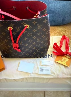 Louis Vuitton Monogram NéoNoé MM Bucket Bag