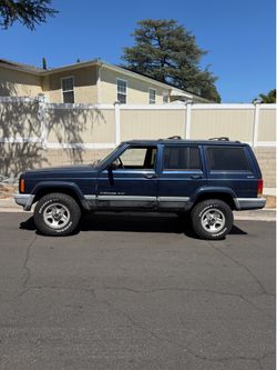 2000 Jeep Cherokee