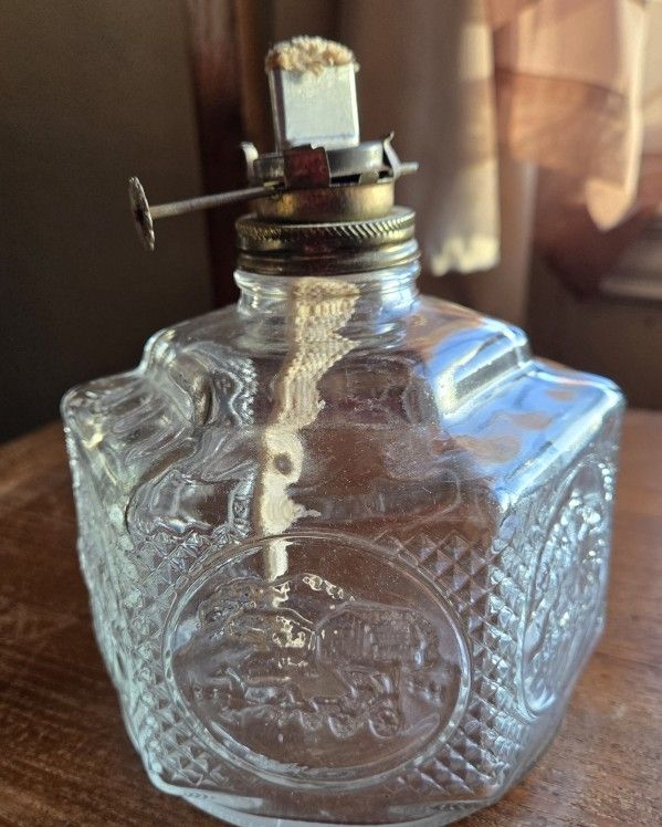 Vintage Lamplight Farms Horse & Buggy Hurricane Oil Lamp
