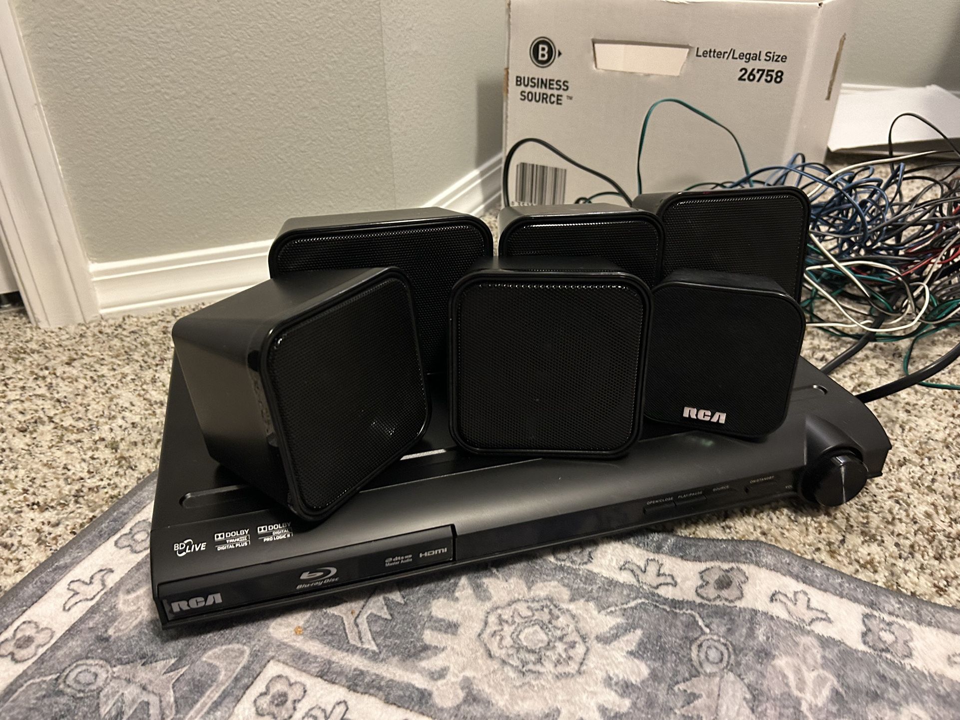 Disc/CD Player With 6 Speakers