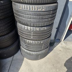 Set 295/35/22 Pirelli PZERO 