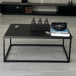 Modern Black Metal Coffee Table – Minimalist / Contemporary Style 