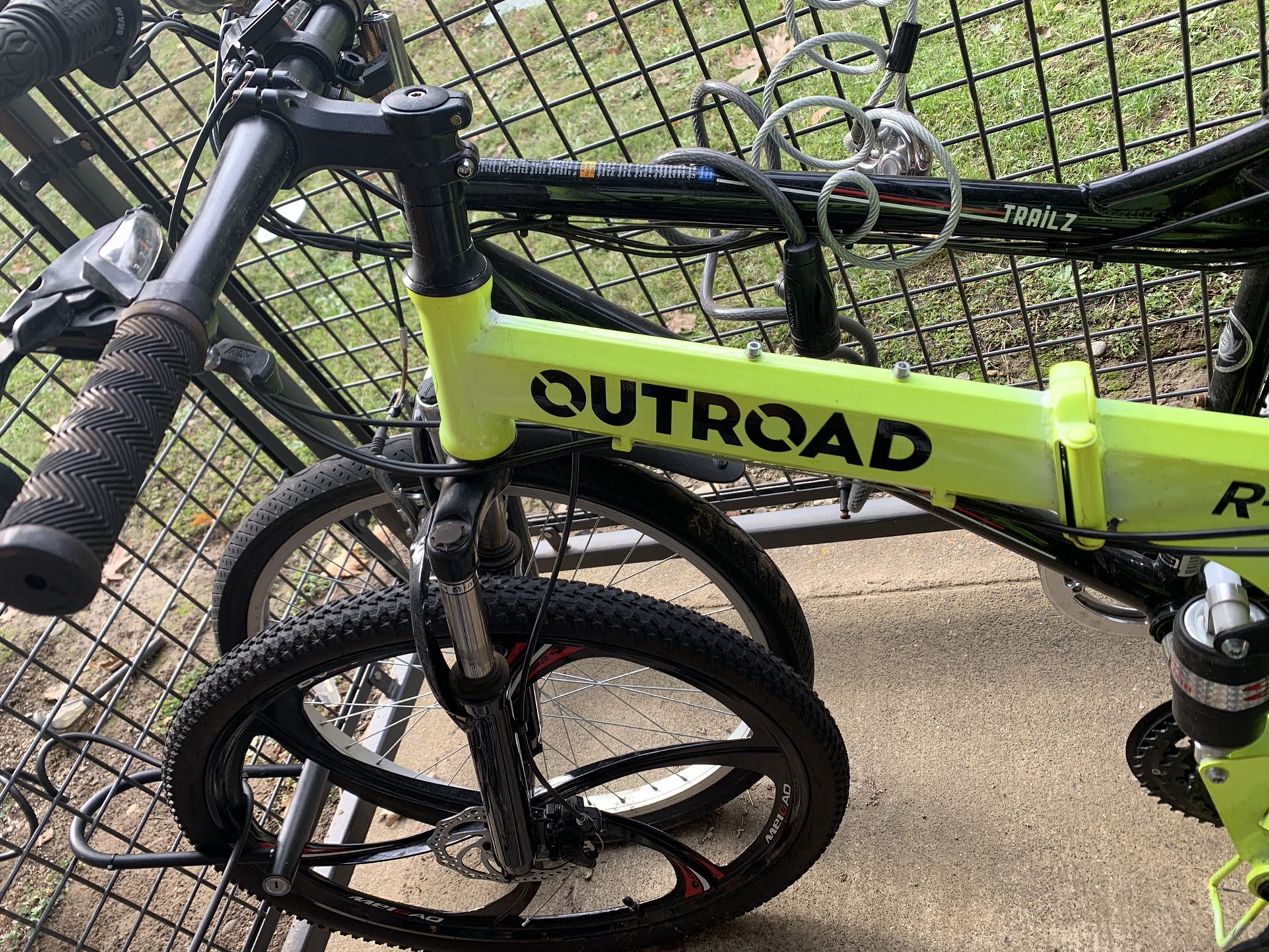 OUTROAD R 100 LIGHT PERFORMANCE MOuTAIN BIKE FOLDABLE for Sale in