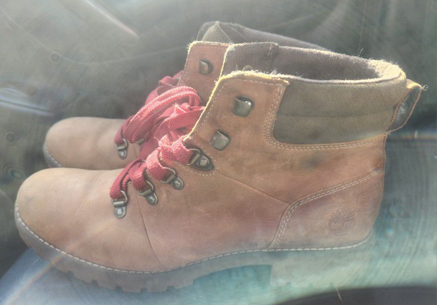 Timberland Boots Womens 9