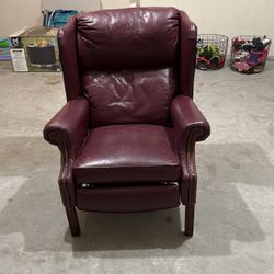 Wing back Recliner 