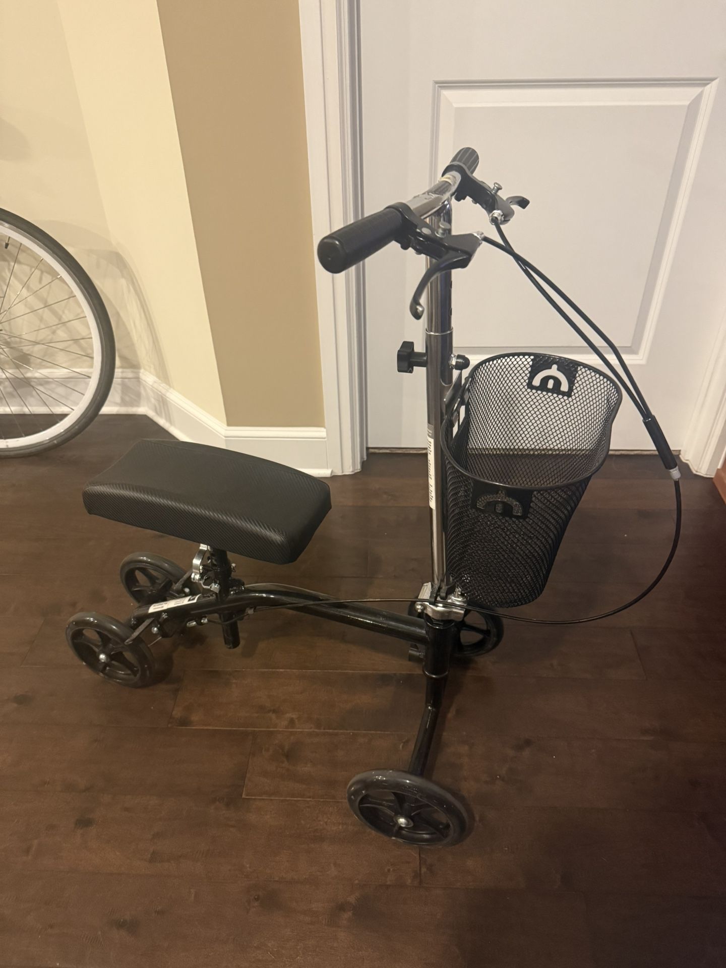 Knee Walker Knee Scooter