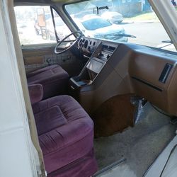 1979 GMC RV runs good.