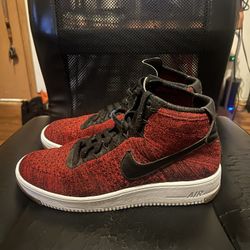 Nike Air Force 1 Ultra Flyknit Mid Red