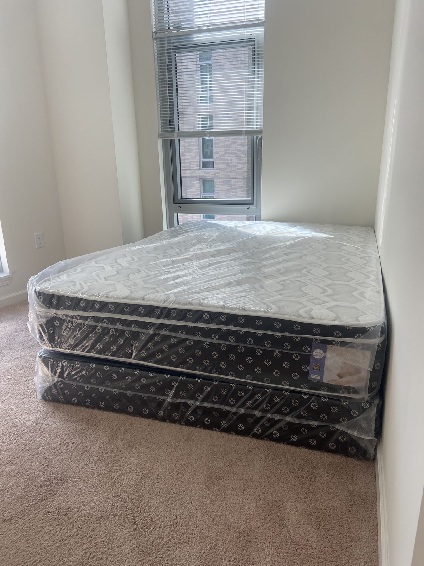 Queen Mattress Come With Free Box Spring Free Delivery Today Tu