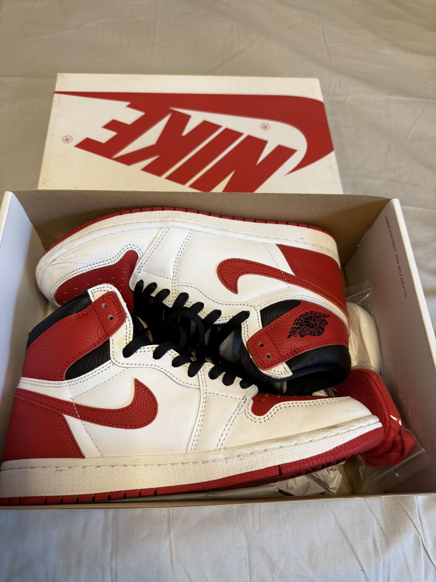 Jordan 1 High OG ( 7 1/2)