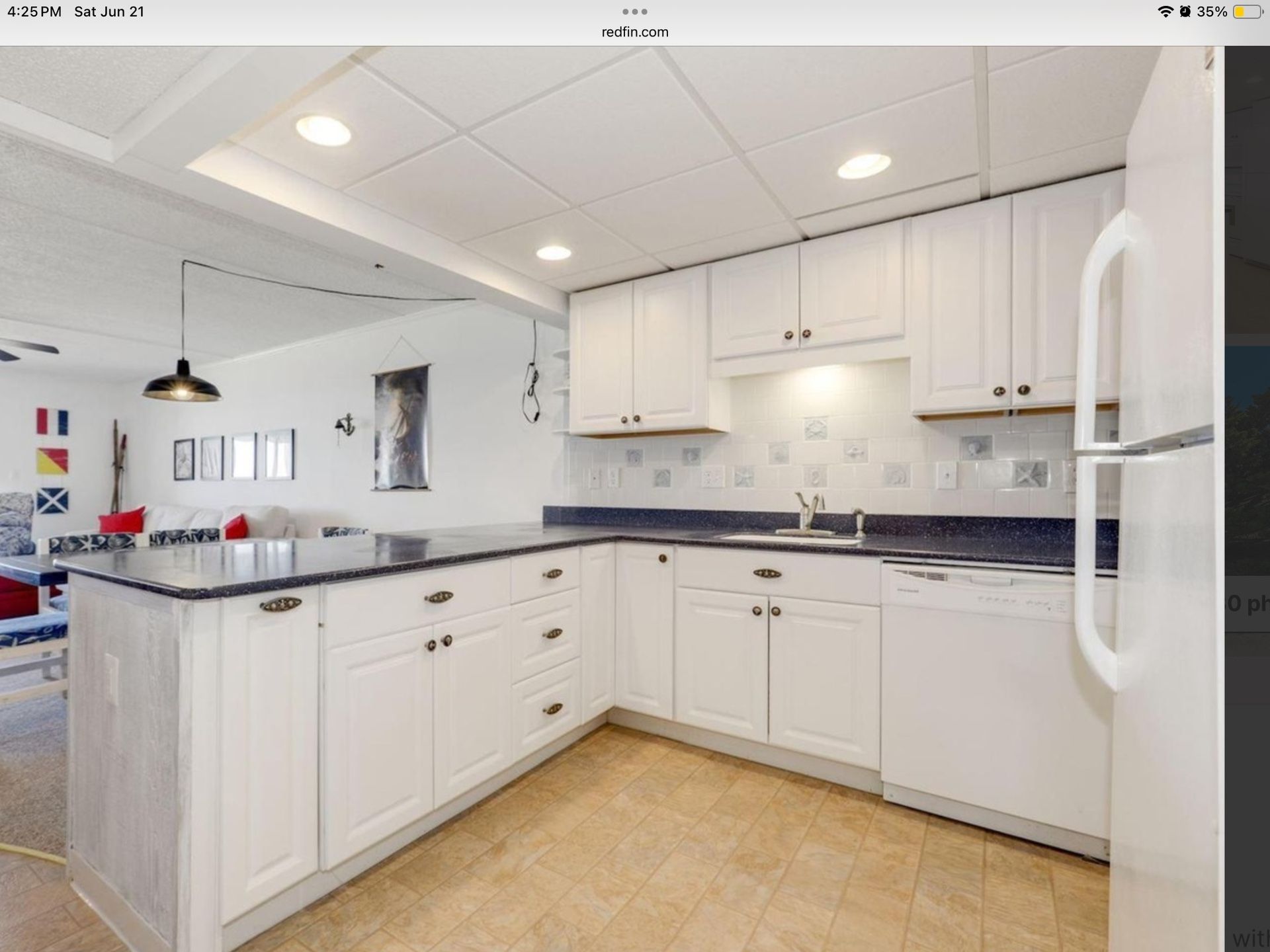Complete Set Of White Kitchen Cabinets 12 Total.