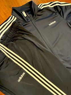 Men’s 2XL Adidas Tracksuit in Navy Blue