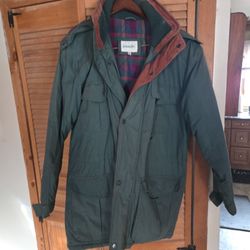 HOODED WINTER COAT