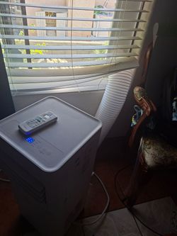 Portable Air Conditioner with Remote and Exhaust Hose