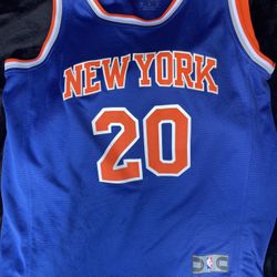 New York Knicks ( #20 Kevin Knox ) kids youth size Medium ( price $35 ) 