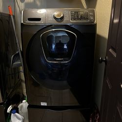 Samsung Washer + Dryer in good condition