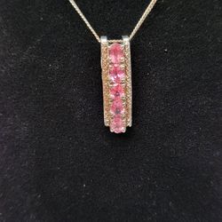 Rose Spinel Pendant 