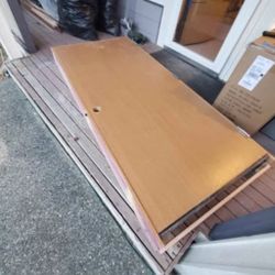 Wooden Fire Door and Closet Bi-fold Doors (hollow core)