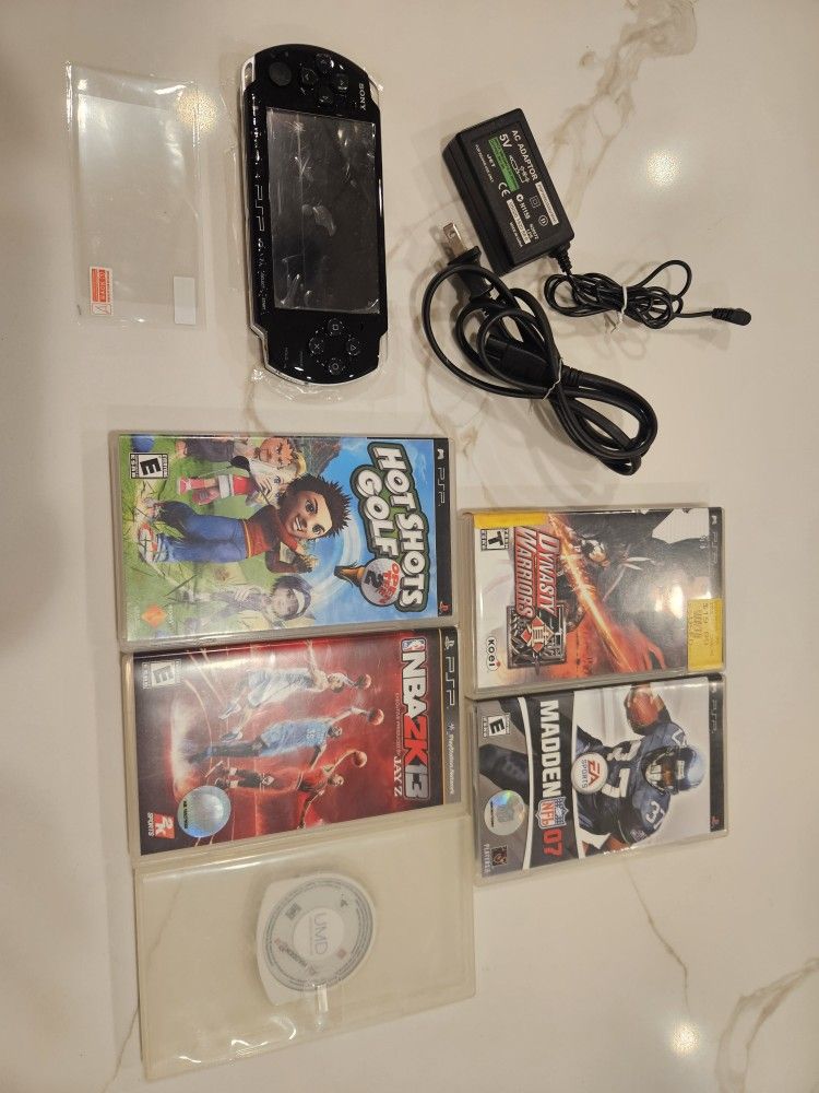 Like New Psp 3000 With Screen Protector And Games