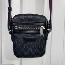 GG Black messenger Bag 