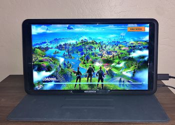 Travel Gaming Monitor - Gaems M155 1080p HD Monitor