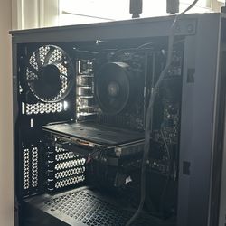 Gaming Pc with 4k monitor
