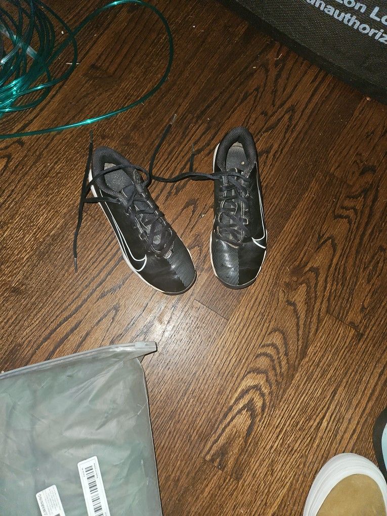 Kids Nike vapor Baseball cleats