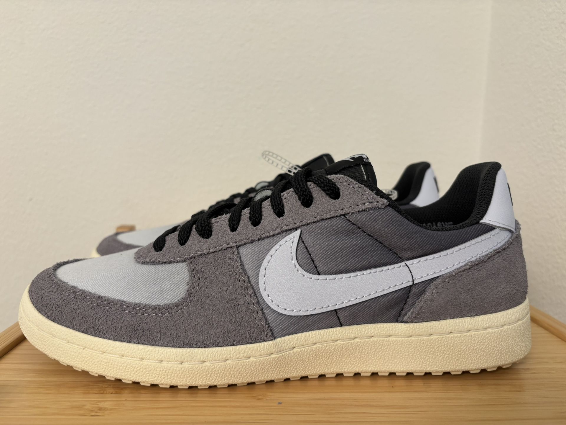 Nike Field General Men's Sneakers Size 9 Grey