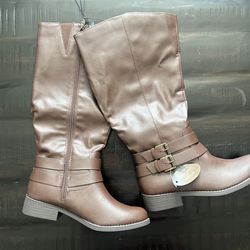 Women’s 6.5 boots