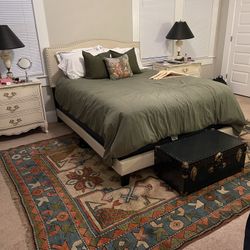 Set of 2 Ivory Nightstands
