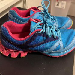 Womens Reebok Size 9.5