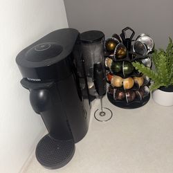 Naspresso Coffee Machine with pods and frother