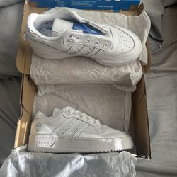 White Adidas Rivalry Low 