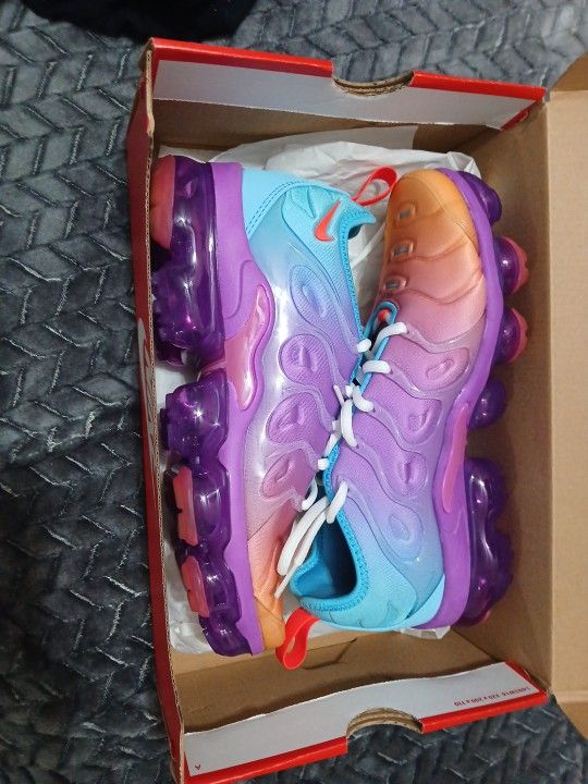 Women's Size 8 Airmax