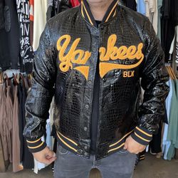 Men’s varsity bomber jacket