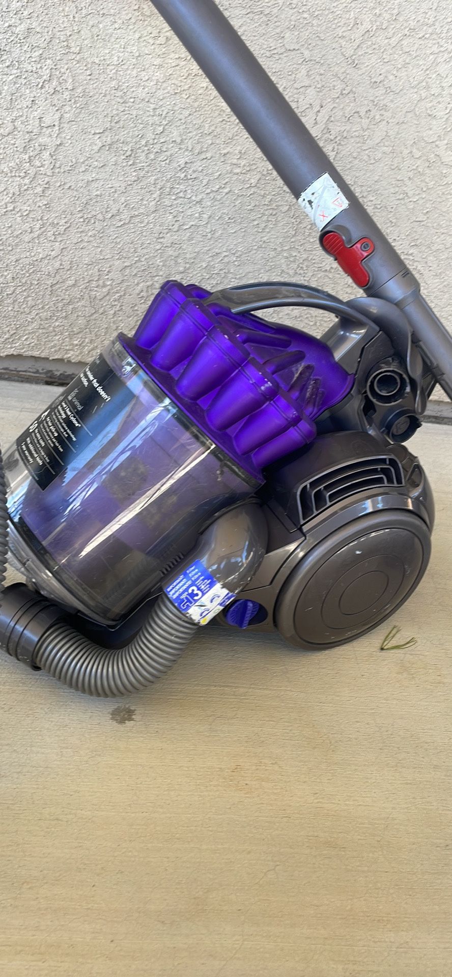 Dyson Vacuum for Sale in Roseville, CA OfferUp