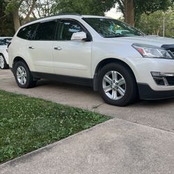 2013 Chevy Traverse Fully loaded