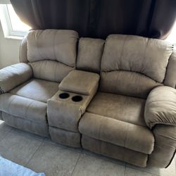 Loveseat Power Recliner With Console 